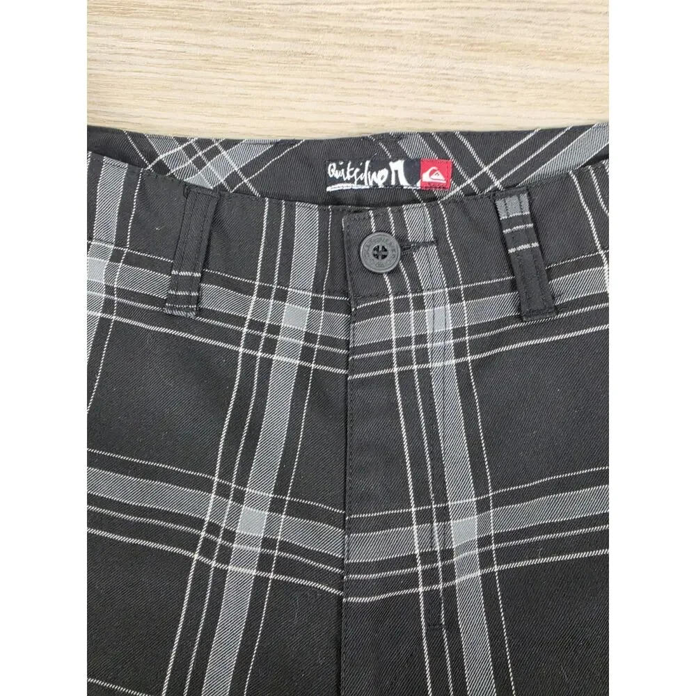 Y2K Quiksilver Men’s Black/Gray Plaid Chino Shorts Flat Pockets Applied Logo 34